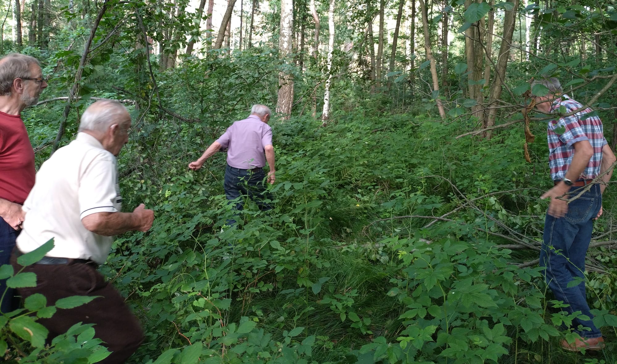Auf Entdeckungstour: Historikerrunde erforscht das Komptendorfer „Börnchen“